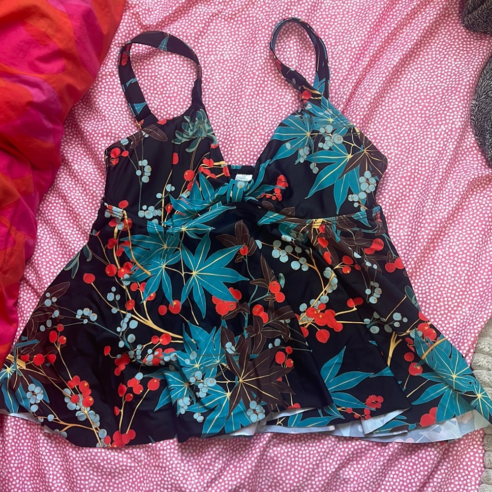 OCEAN BLUES swimming top